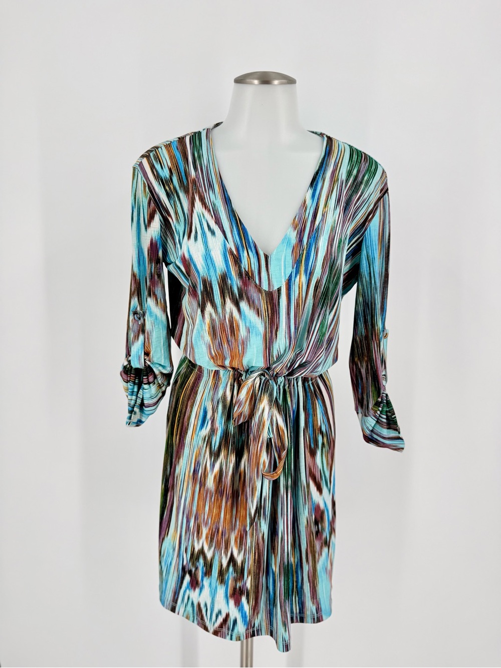 Veronica M Multicolor V-Neck Long Sleeve Tie-Waist Dress